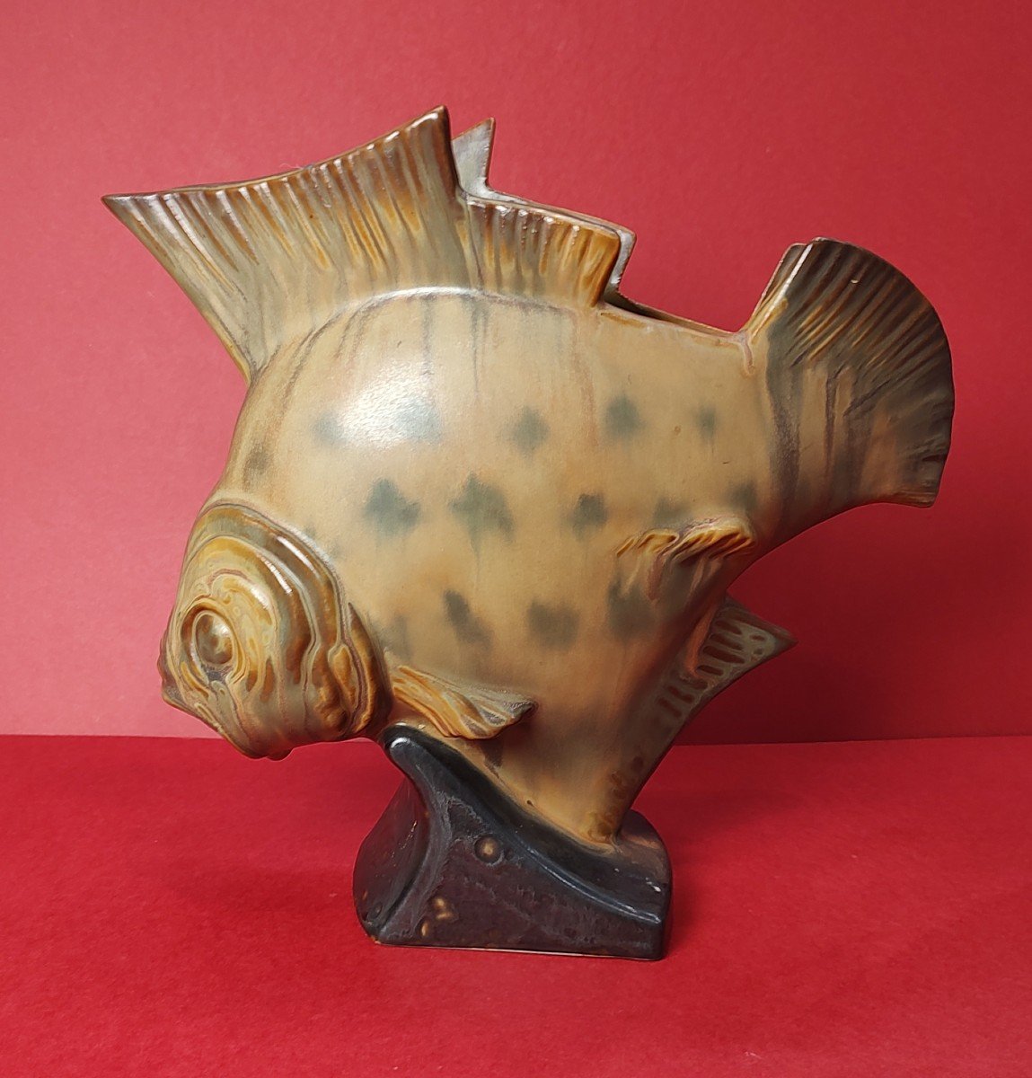 Charles Gréber (beauvais 1853 -1935) - “fish” Vase In Sandstone.-photo-1