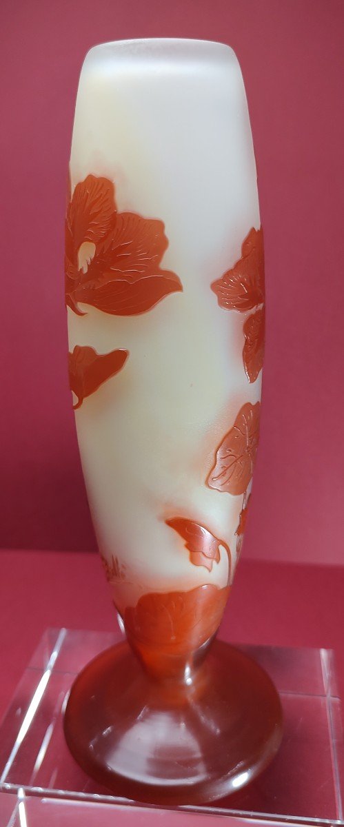 Etablissements Gallé - Vase Decorated With Orange Nasturtiums On A White Background.-photo-4