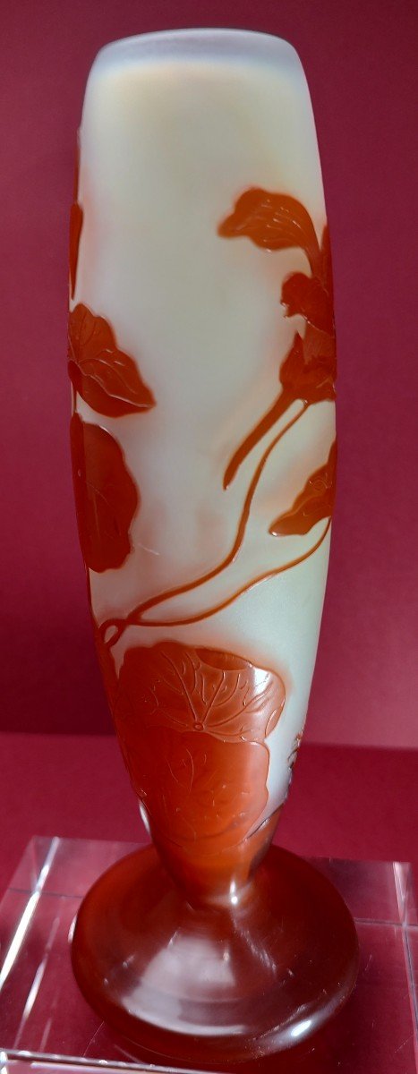 Etablissements Gallé - Vase Decorated With Orange Nasturtiums On A White Background.-photo-2