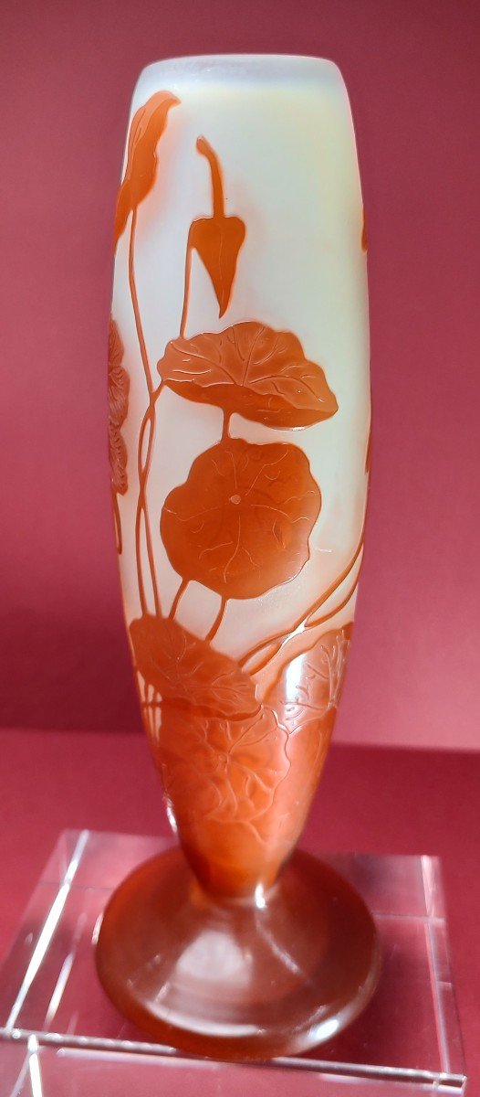 Etablissements Gallé - Vase Decorated With Orange Nasturtiums On A White Background.-photo-3