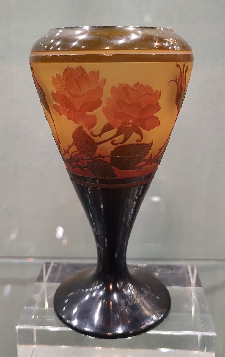 D’argental (paul Nicolas) 1875/1952 - Vase Conique à Décor De Roses Et De Boutons.-photo-1