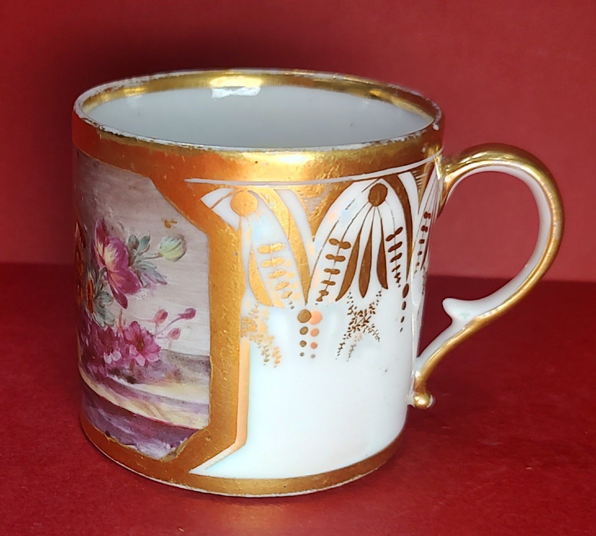 Paris - XVIIIe Siècle - Tasse Et Sa Sous Tasse à Décor Polychrome De Fleurs.-photo-3