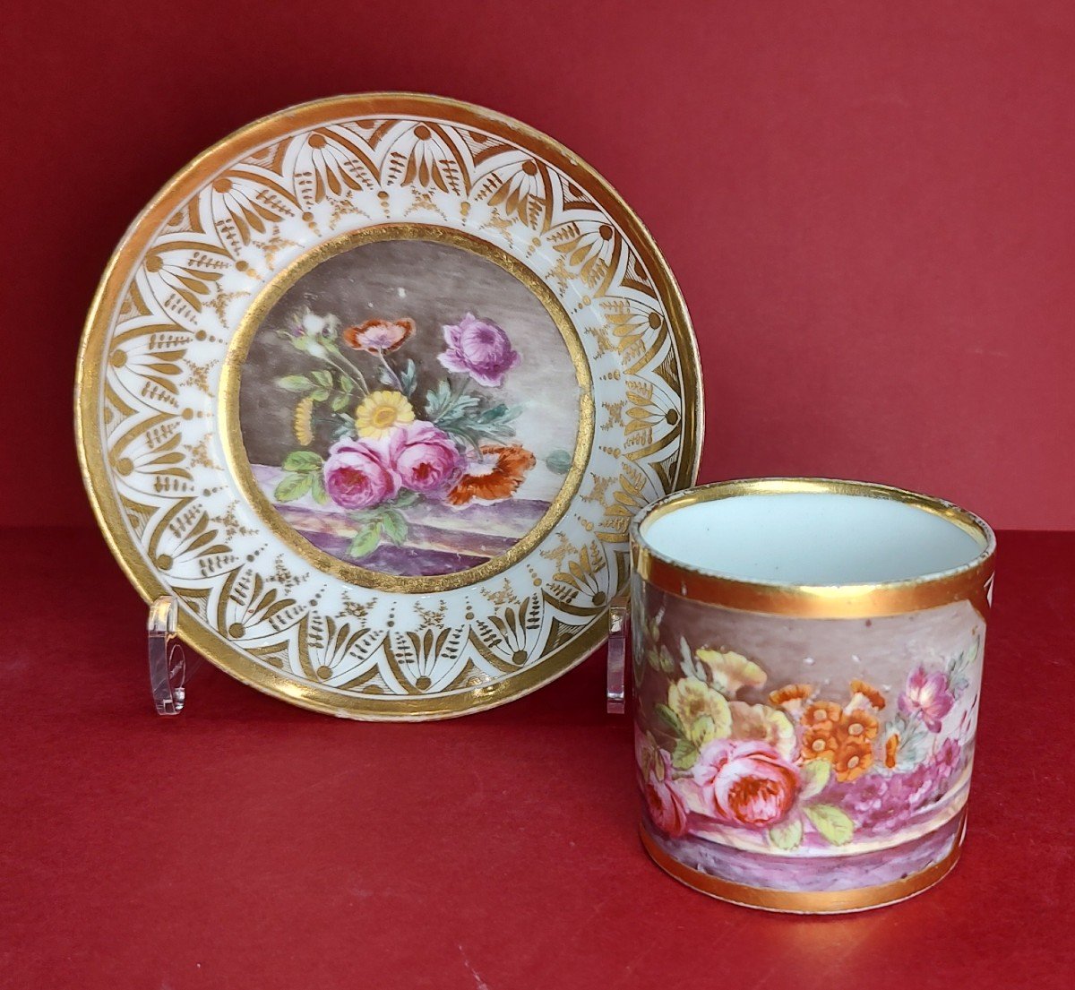 Paris - 18th Century - Cup And Saucer With Polychrome Flower Decor.