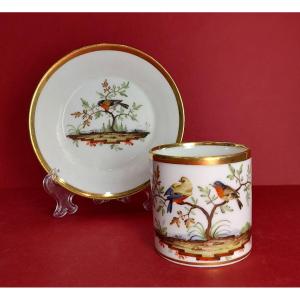 Orléans - Vers 1800 - Tasse Et Sa Soucoupe à Décor d'Oiseaux.