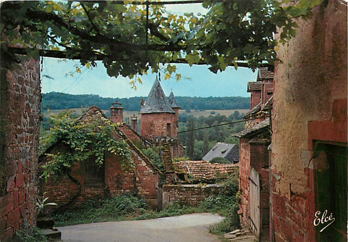 Collonges la Rouge le château de Benge Corrèze-photo-3