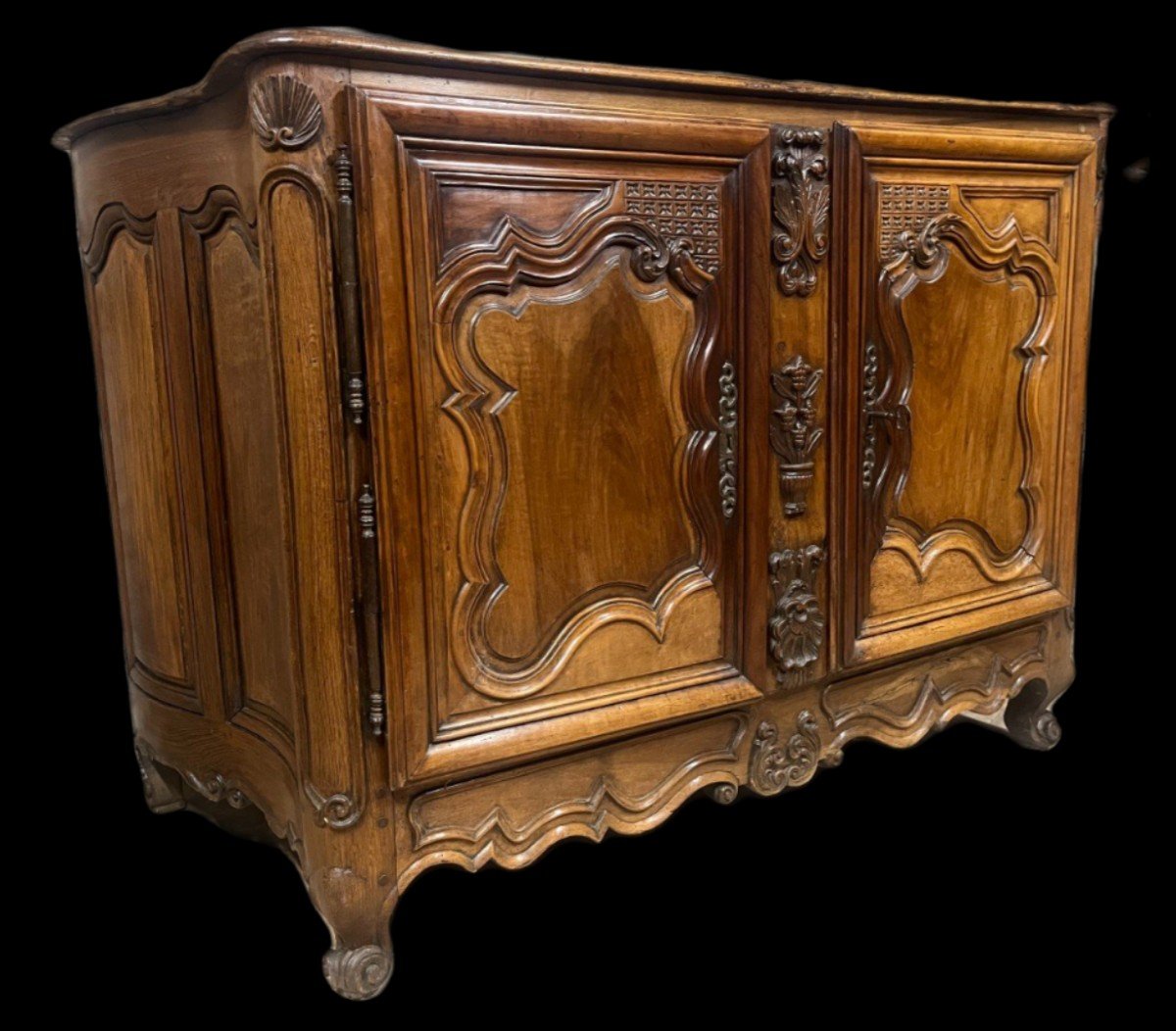 18th Century Louis XV Sideboard With Curved Sides In Walnut-photo-4