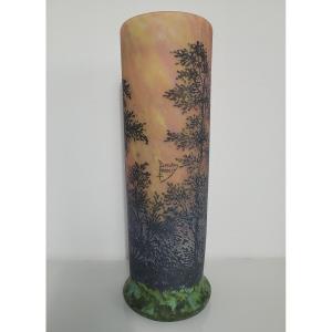 Vase rouleau DAUM Nancy à  décor d'arbres 