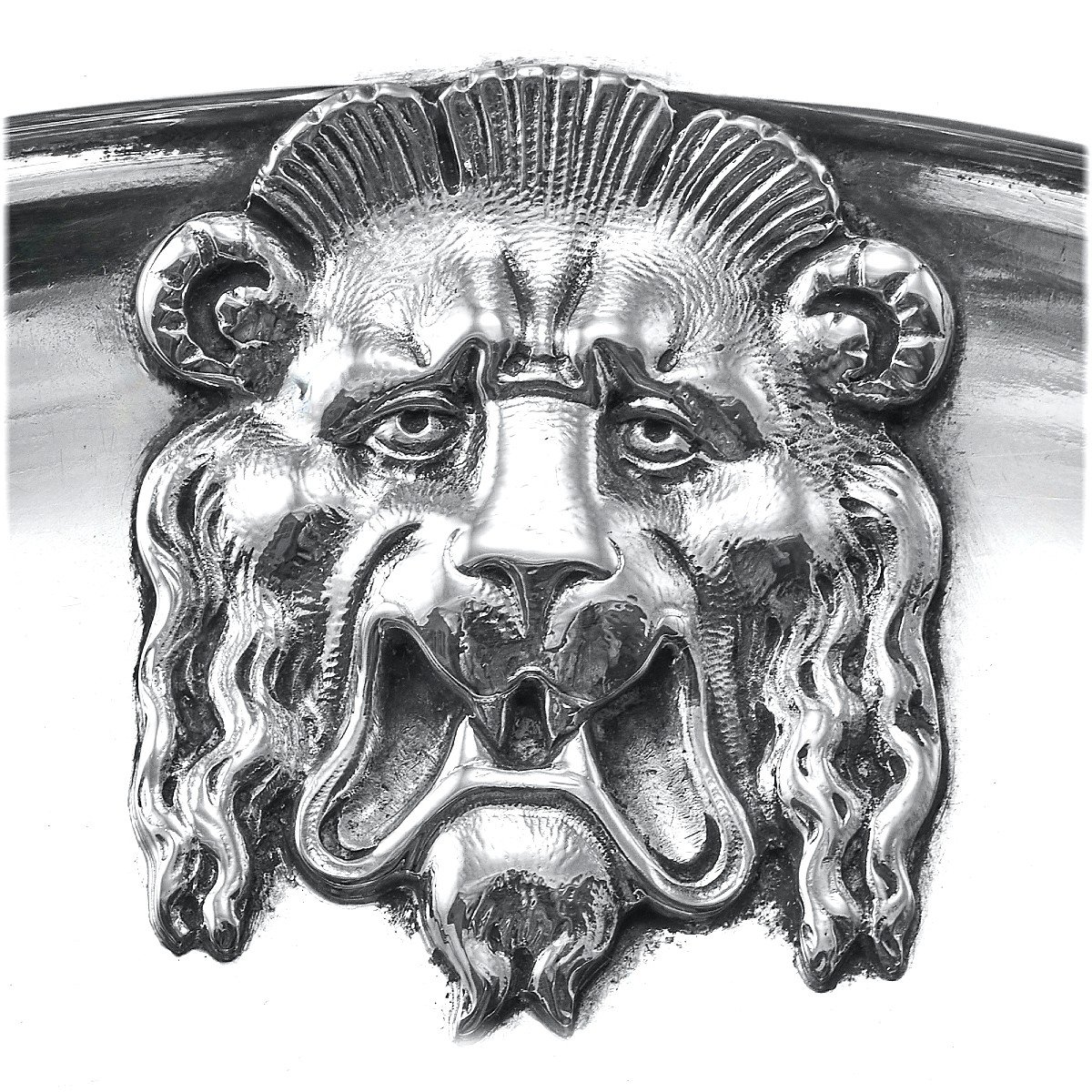 J. Piault : Rare Oval Renaissance Style Sterling Silver Platter / Tray  Mascaron Lion 1324 Grams-photo-1