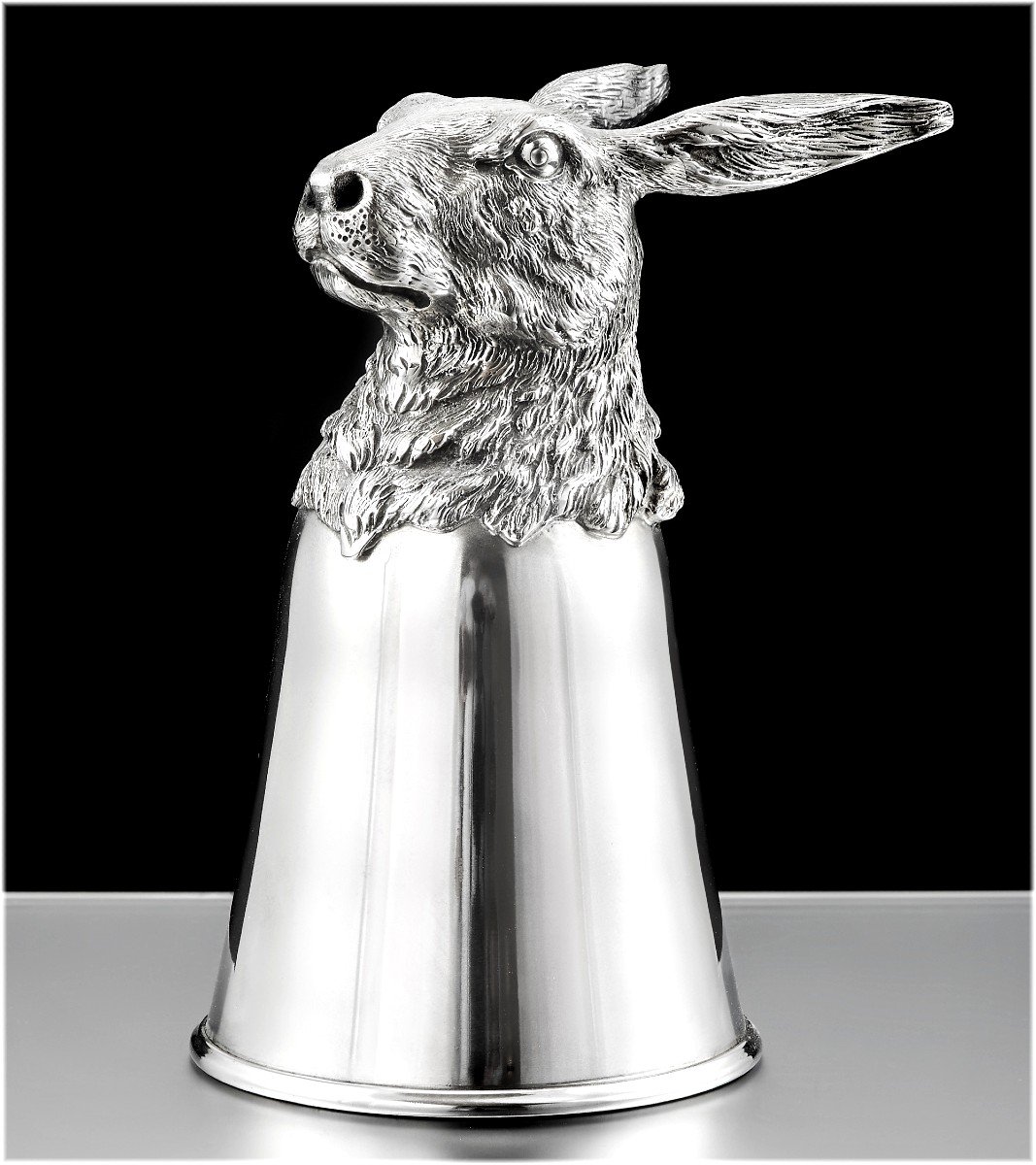 DIOR: Tasse / Coupe de Chasse en Argent Massif et Vermeil - Décor LIEVRE-photo-2