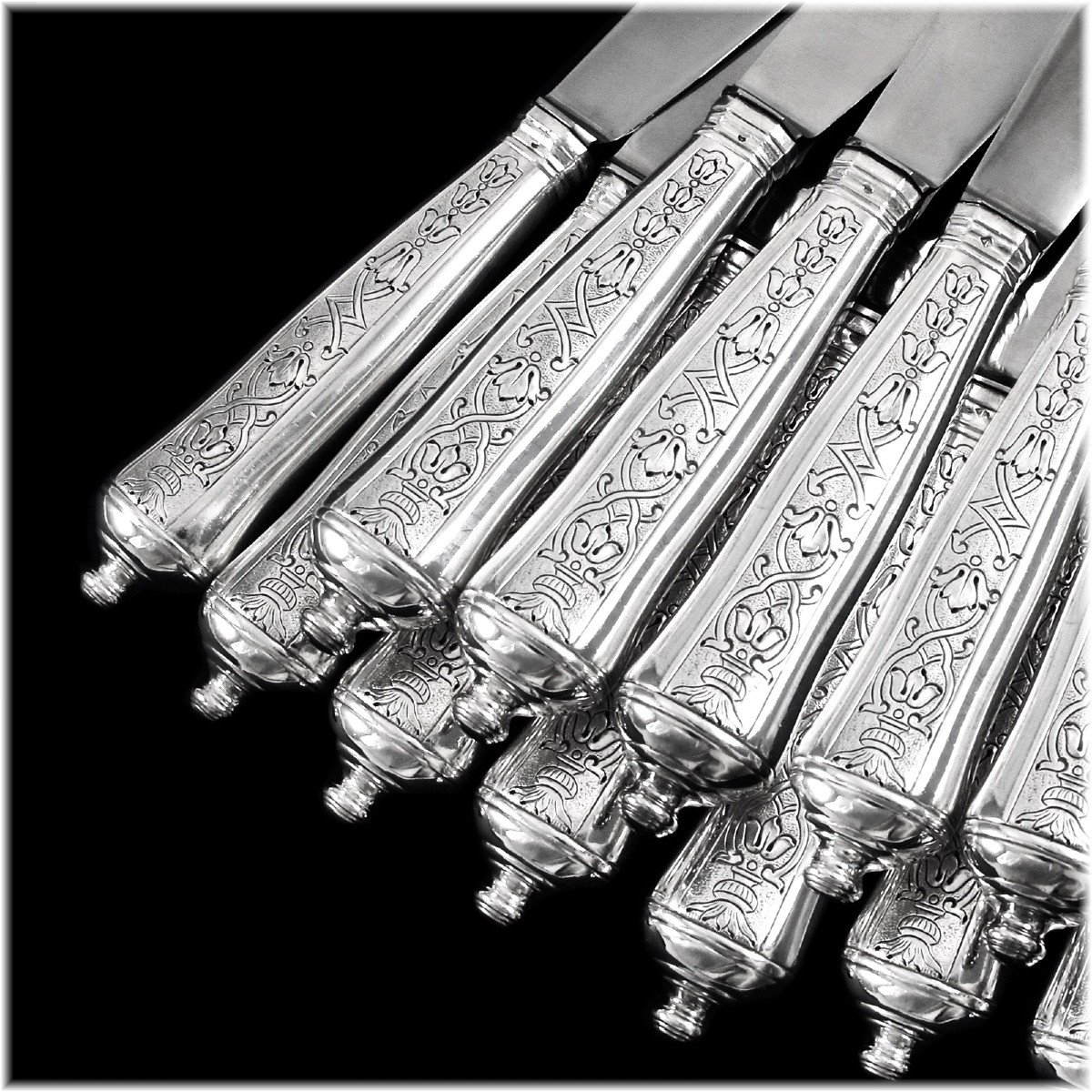 Puiforcat : Set Of 12 Regency Style Sterling Silver Dinner Knives - Soubise Pattern