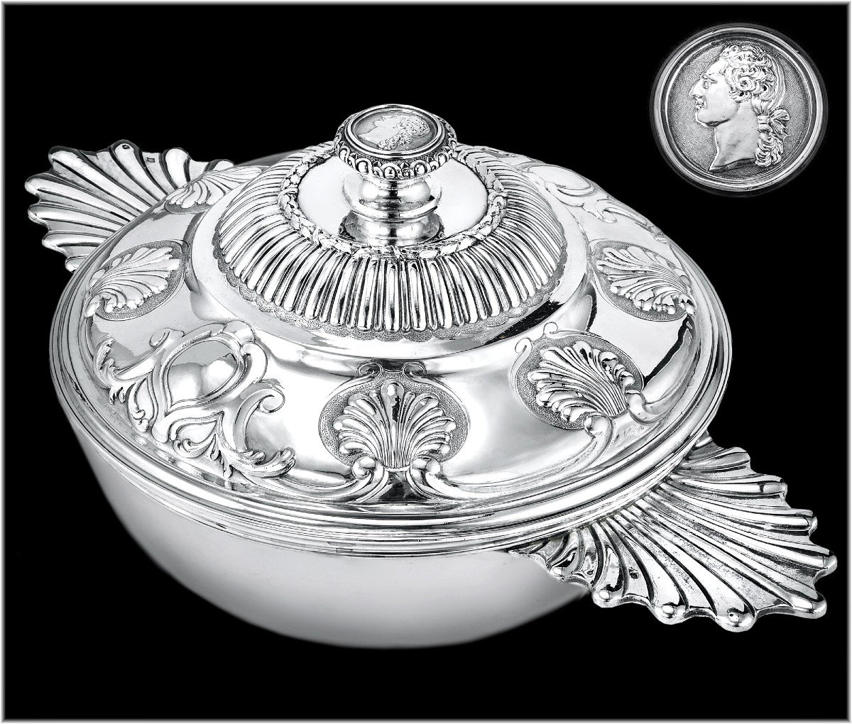 Jean GRANDVIGNE :  Légumier / Ecuelle en Argent massif de style Louis XV