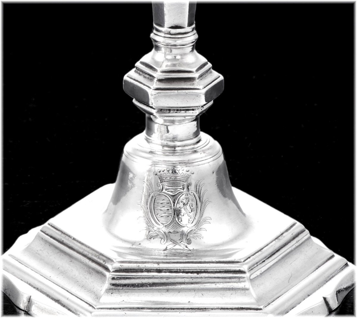 Le Tailleur : Rare Pair Of Solid Silver Candlesticks With Coat Of Arms - Rennes 1747-photo-3