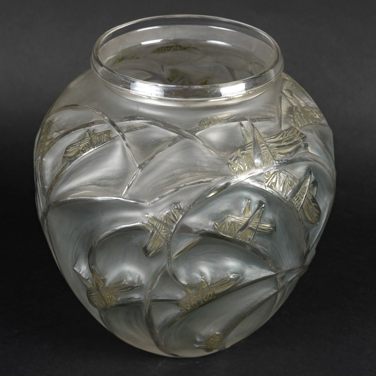 René Lalique Vase  Sauterelles-photo-2