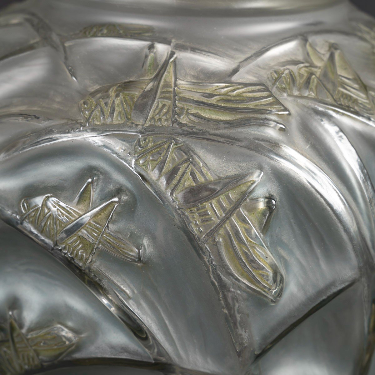 René Lalique Vase  Sauterelles-photo-1