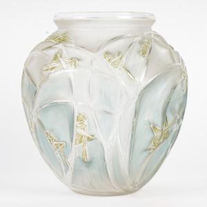 René Lalique Vase  Sauterelles