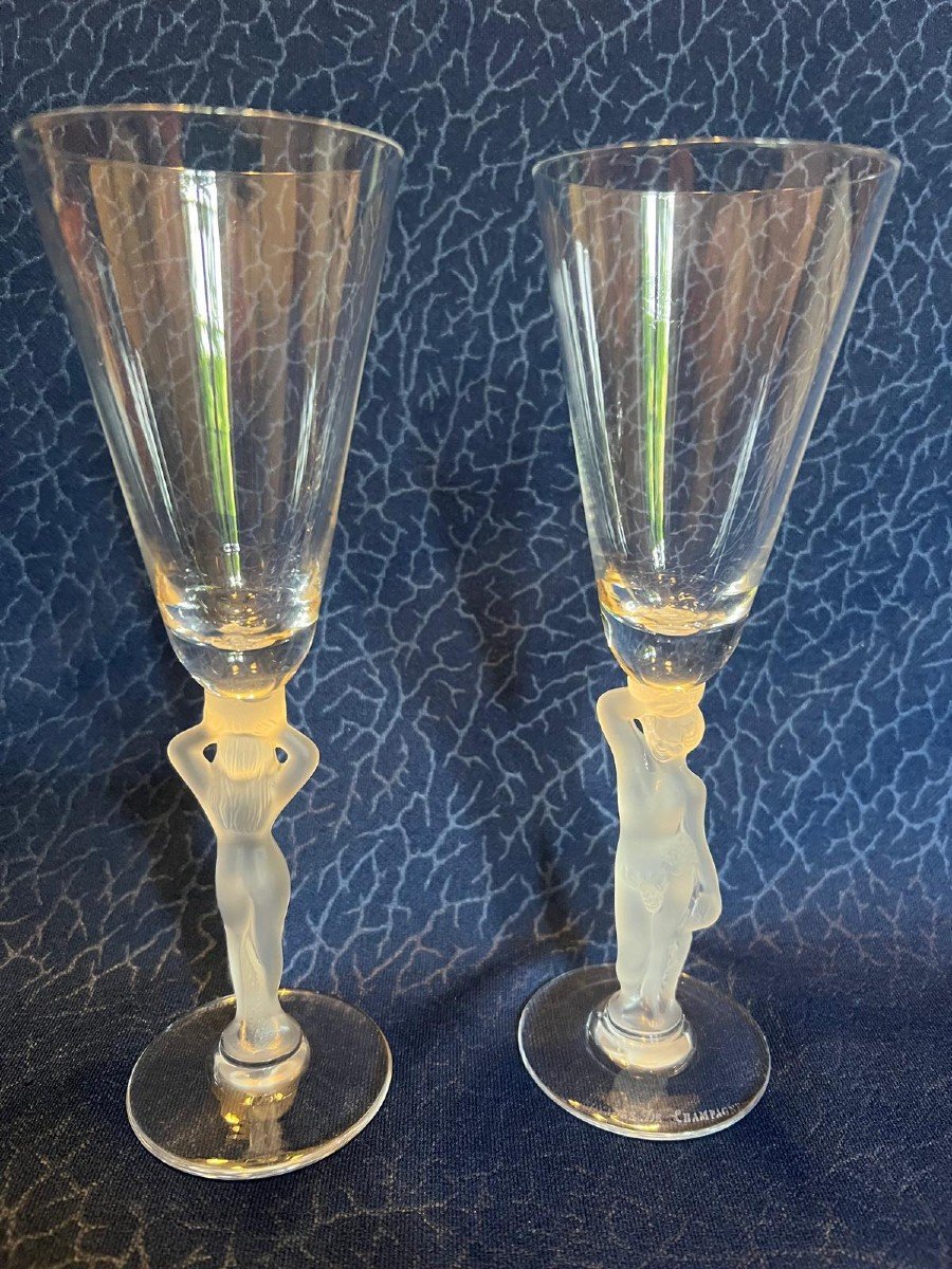 Champagne Glasses 6. Wine Glass 6. Grinded.1 Head To Head 2. Flute -photo-2