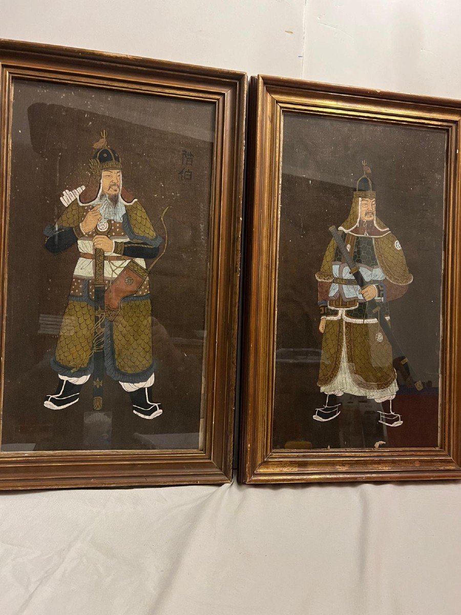 Deux Tableaux Asiatiques Peintre Huile Sur Toile Signé Illisible. -photo-4