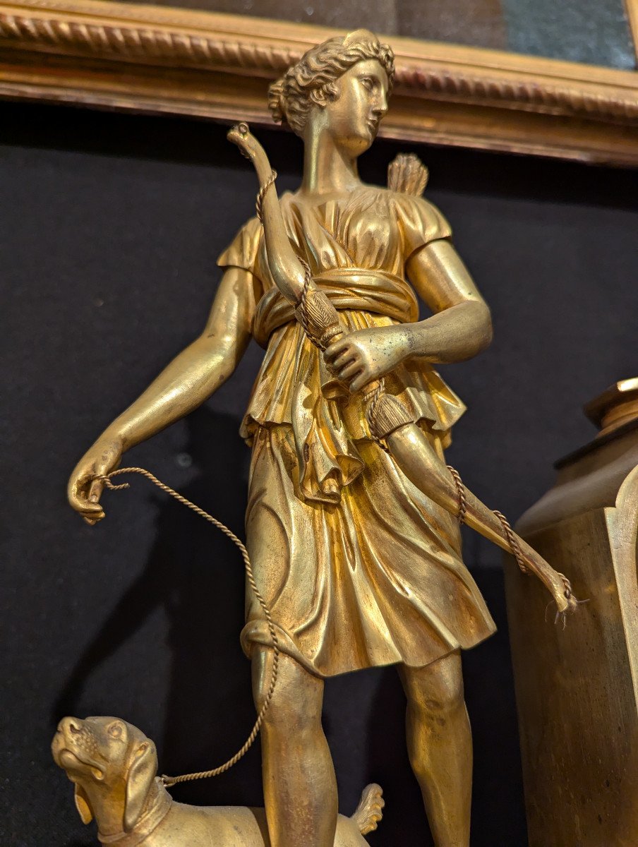 Marble And Gilt Bronze Clock With The Effigy Of Diana From The Consulate-empire Period-photo-3