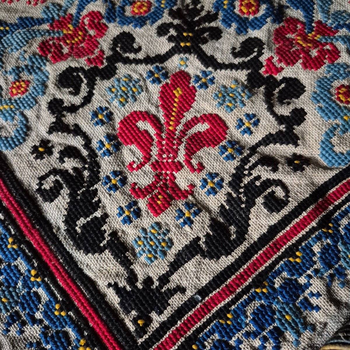 19th Century Fleur De Lys Embroidered Table Mat 