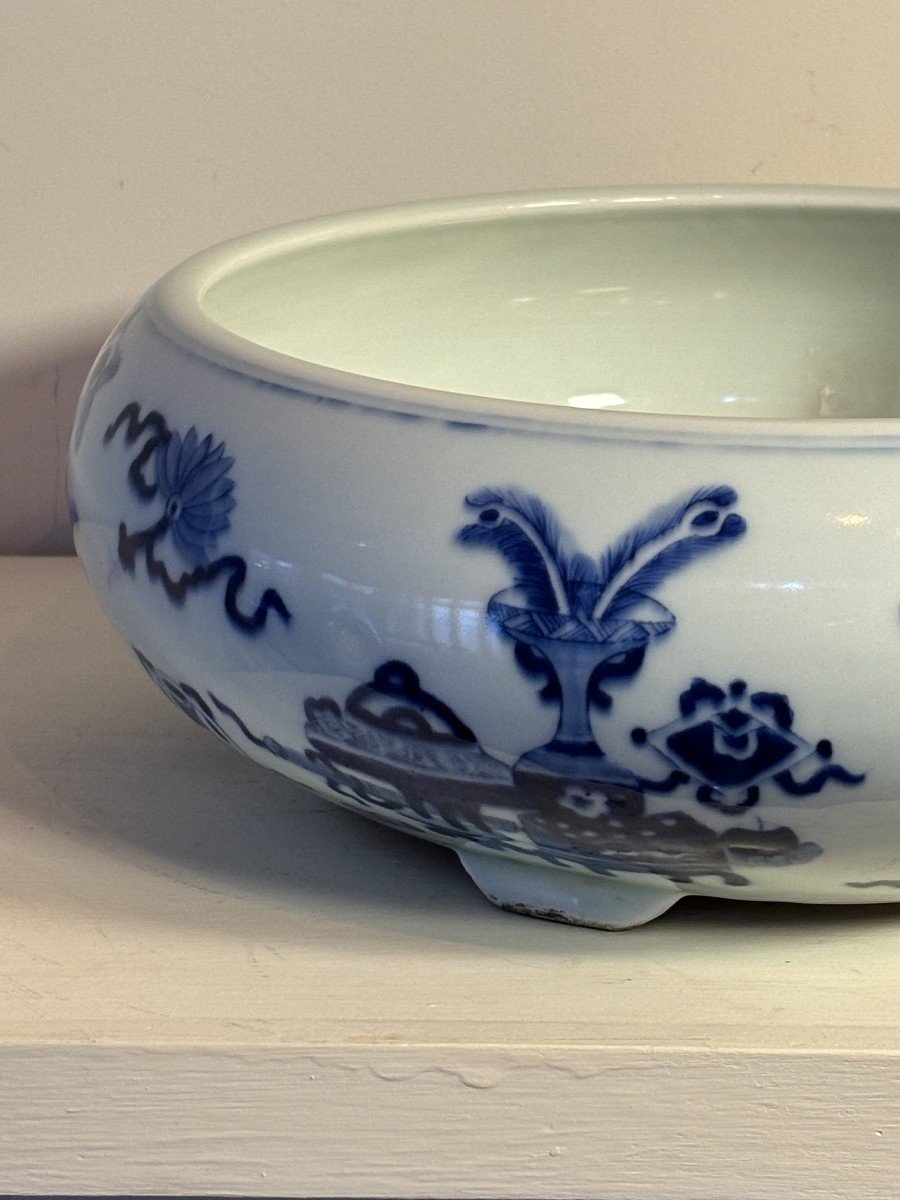 Blue And White Porcelain Perfume Burner, Circa 1900, China-photo-2