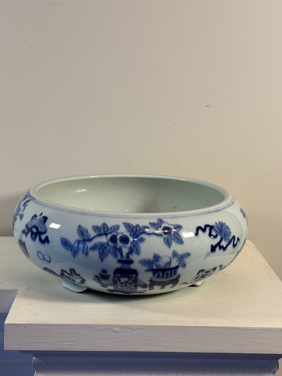 Blue And White Porcelain Perfume Burner, Circa 1900, China