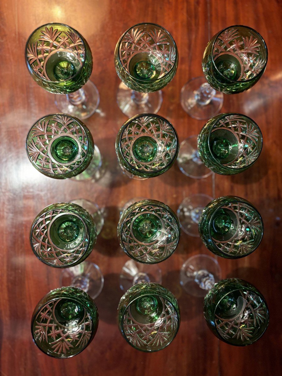 Cristallerie Saint Louis, Set Of Twelve Crystal Wine Glasses, Massenet Green Model-photo-3