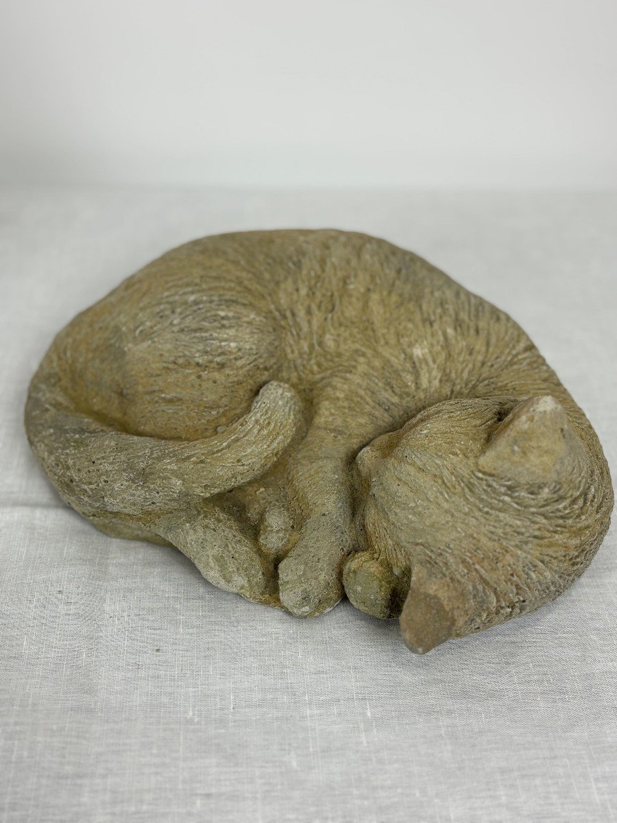 Rognes Stone Sculpture - Sleeping Cat By Danilo - France-photo-1