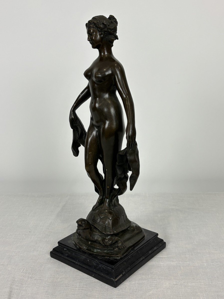 Bronze Signé Nino Oliviono - Figure Féminine Sur Tortue - XXe Siècle-photo-2