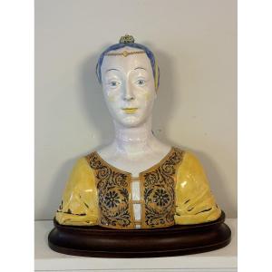 Bust Of A Woman In Earthenware In The Style Of Della Robbia. 