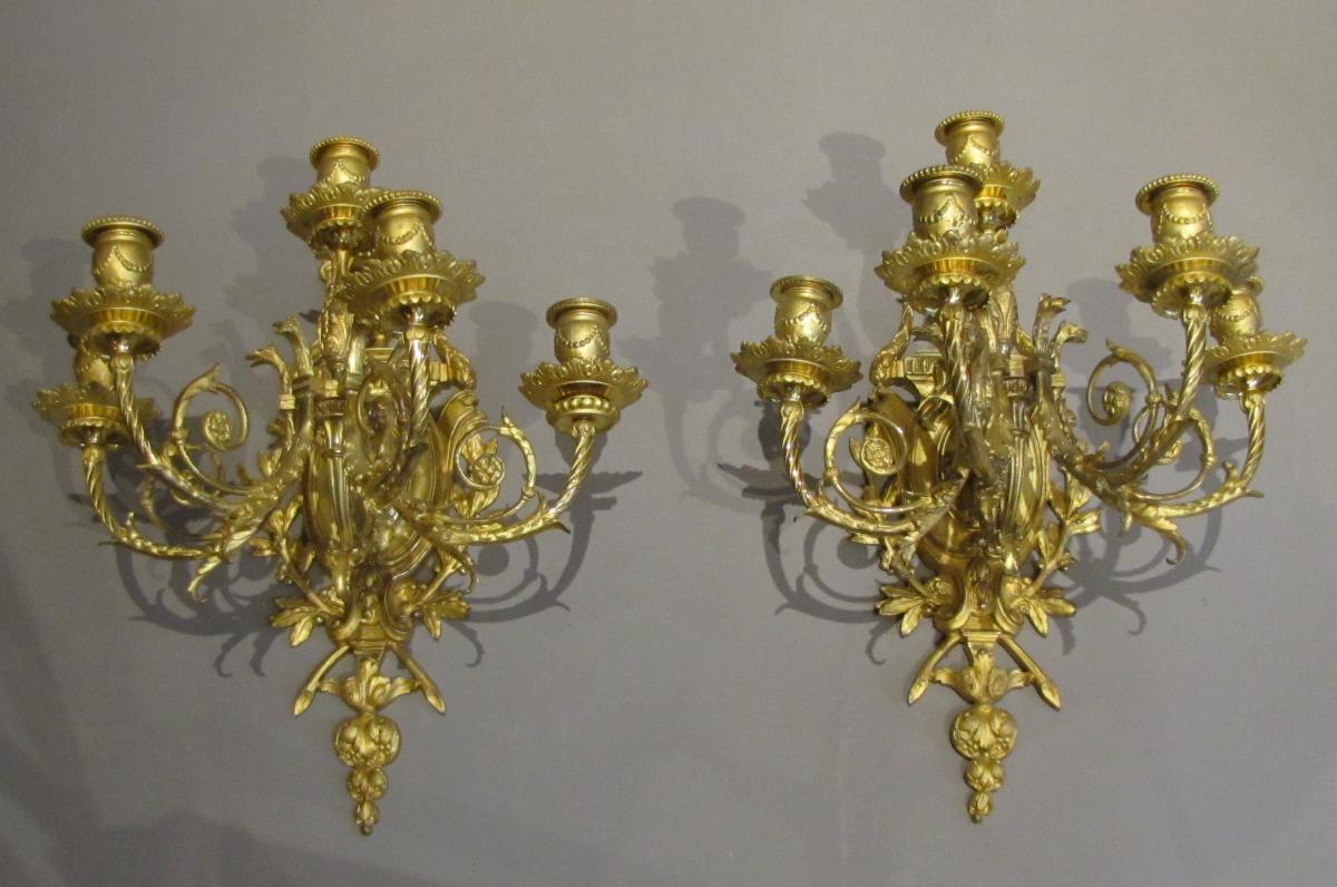 Paire d'Appliques 5 Feux En Bronze Doré De Style Napoléon III