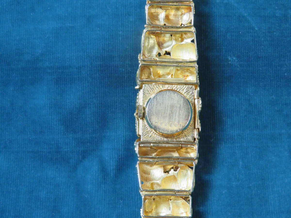 Juvenia Yellow Gold Wristwatch-photo-4
