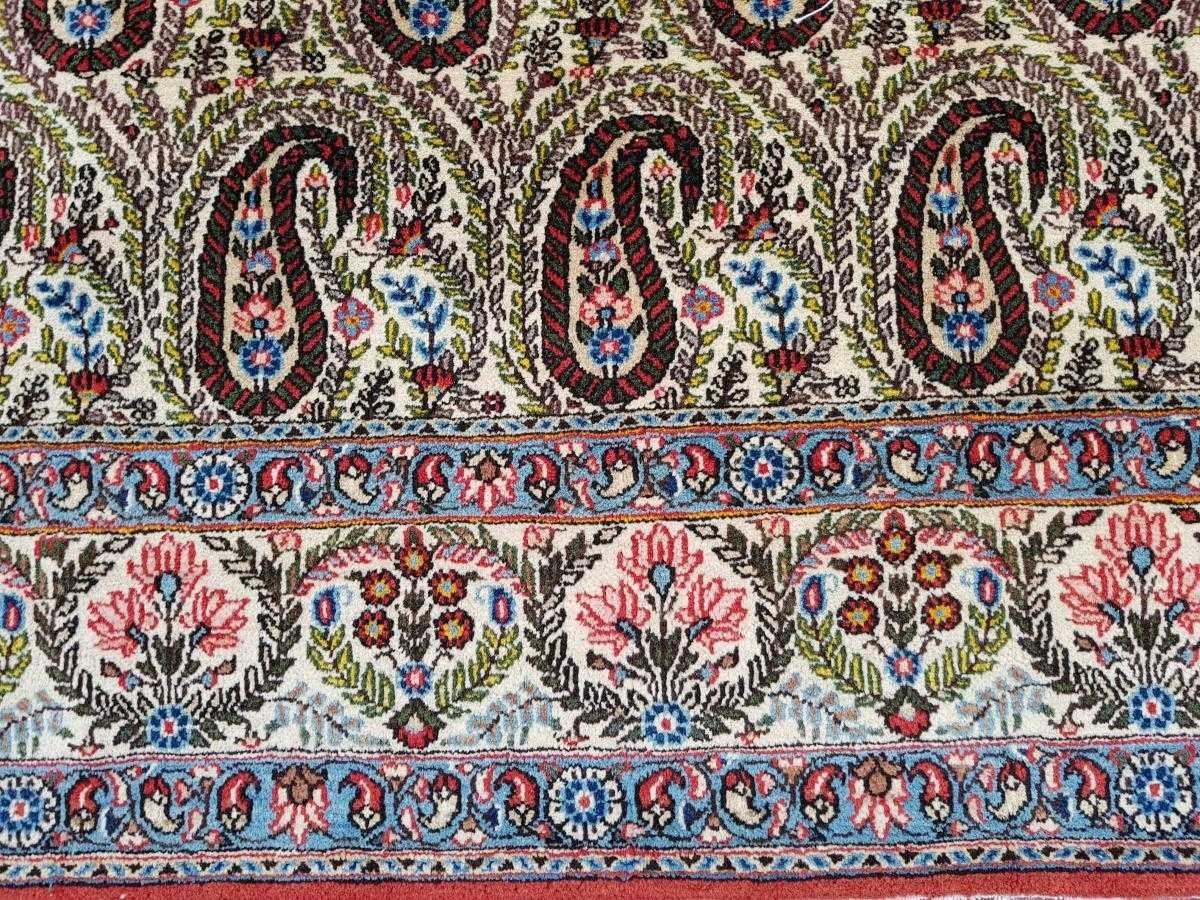 Wonderful Ghoum Rug In Kork Wool, 20th Century, Iran.-photo-6