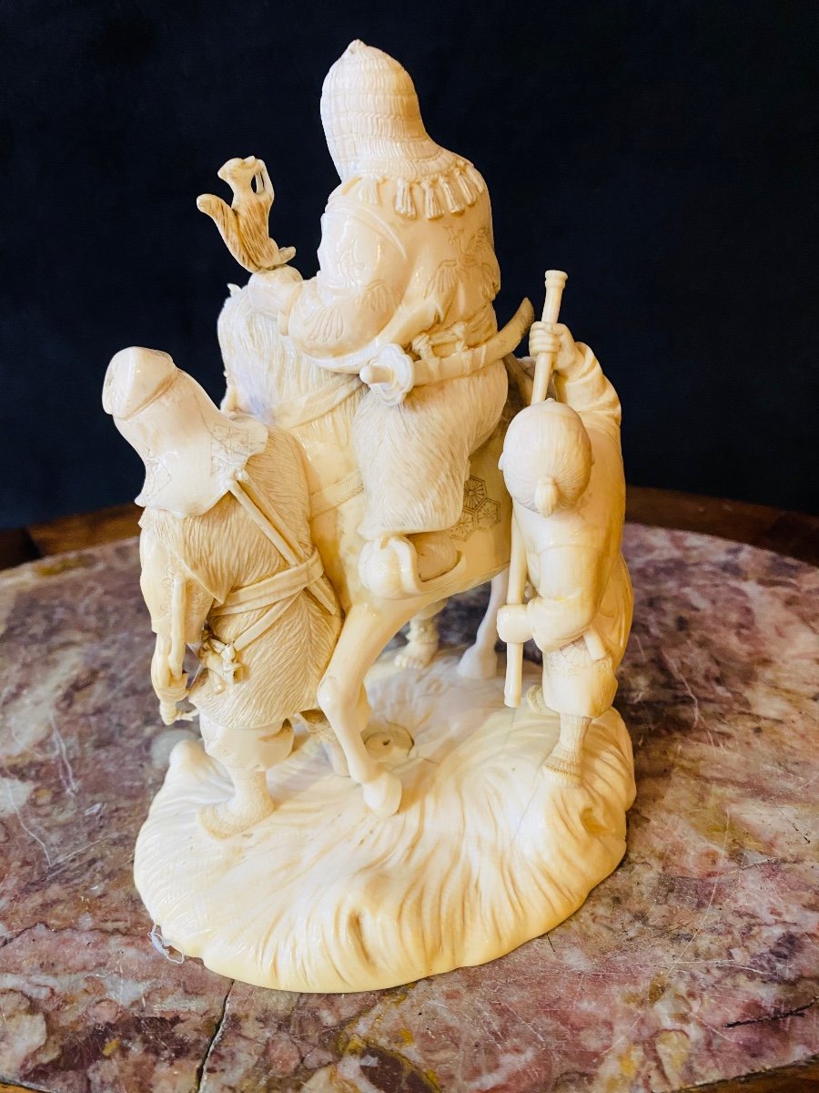 Okimono In Monoboque Ivory, Warrior On Horseback And 2 Squires Japan Meiji Period-photo-6