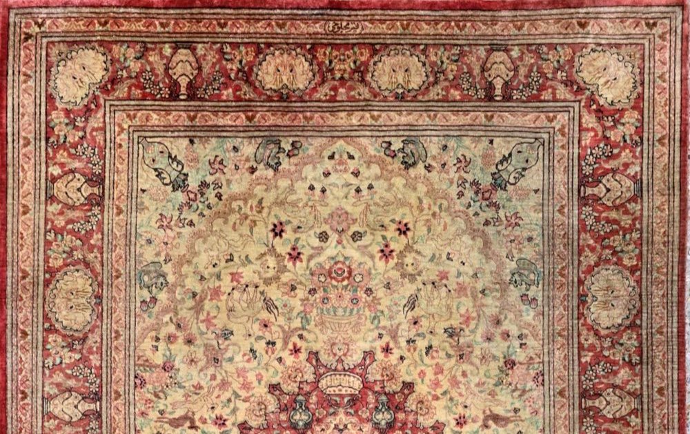  Tapis Ghoum En Soie d'époque Shah, Iran, Vers 1970-photo-3