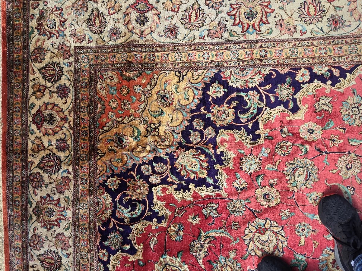 Ghoum Silk Carpet Signed Mtre Erami, Iran, Shah Period (1960-70)-photo-6