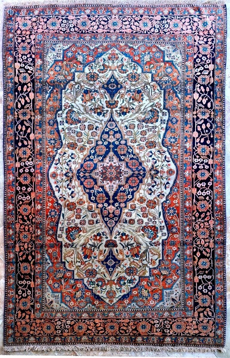 Kashan Mortachem Wool Rug, Iran.