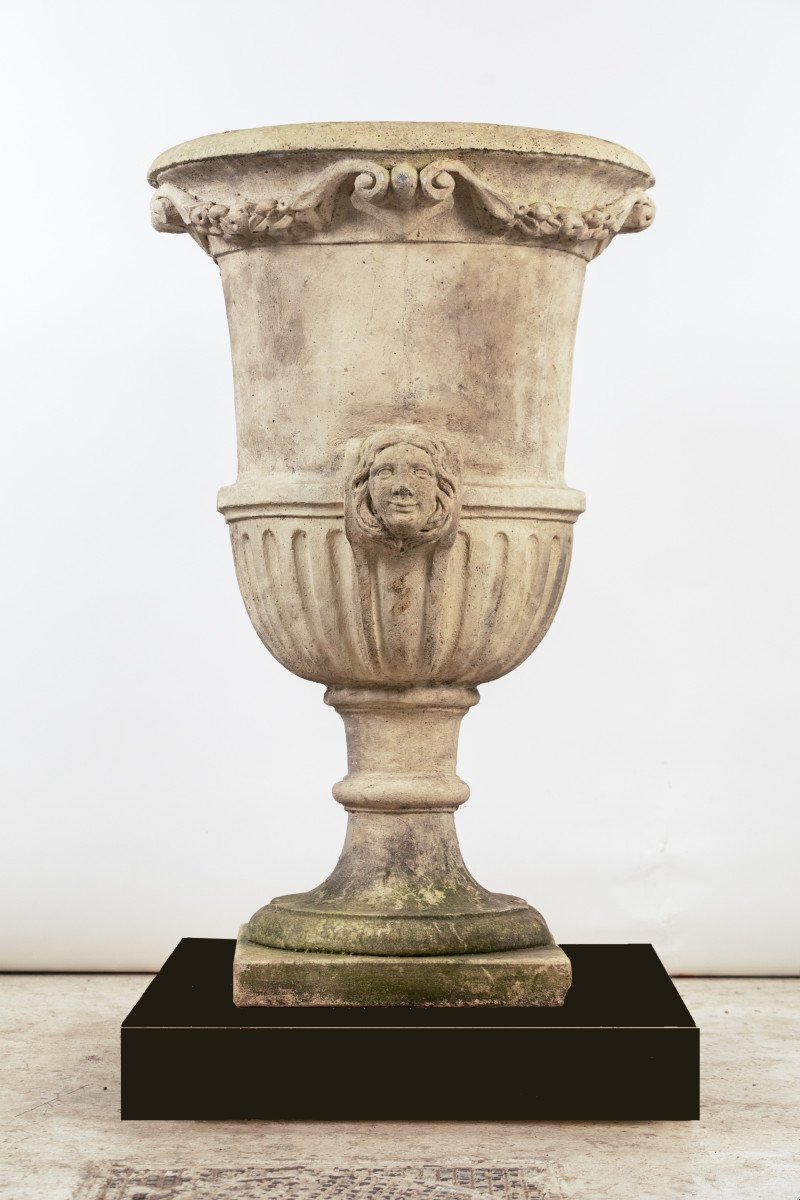 Very Large Medici Garden Vase In Reconstitued Stone France, Circa 1950-photo-2