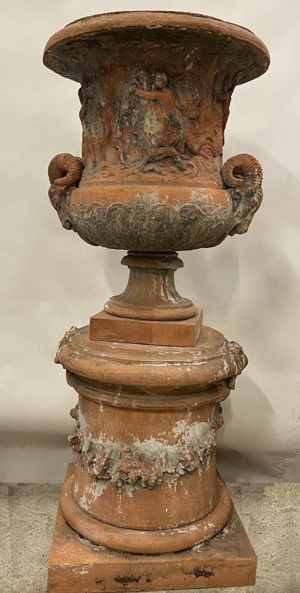 Monumental Pair Of Medicis Vases On Columns, In Terracotta France, Circa 1950-photo-2