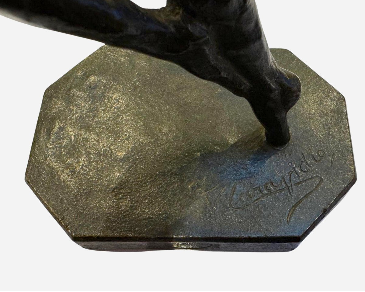 Charmante Petite Statue Art Déco En Bronze, Par Fernand Larapidie, Paris, France, Vers 1930-photo-2