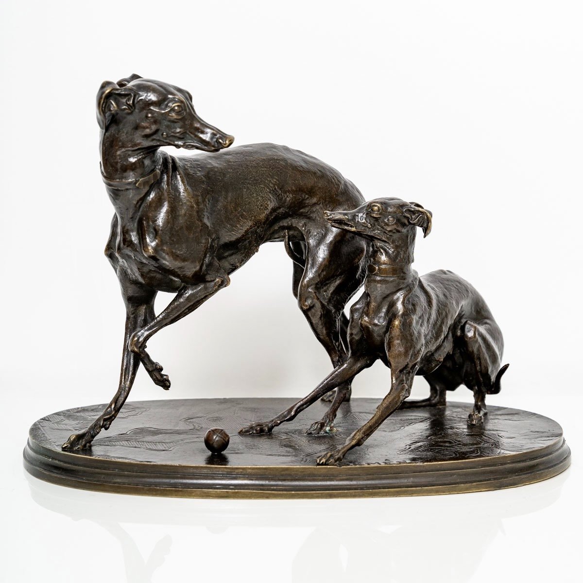 Group Of Two Greyhounds Playing Boule By Pierre - Jules Mêne (1810-1879) - Bronze XIXth Century