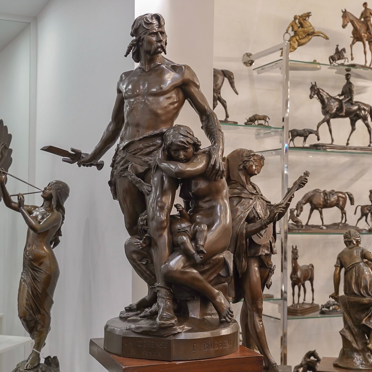  Sculpture - La Défense Du Foyer , Émile André Boisseau (1842-1923) - Bronze