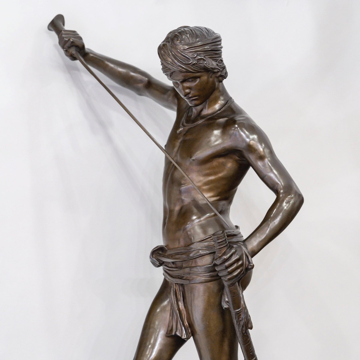 Sculpture - David Vanquisher Of Goliath , Marius - Jean - Antonin Mercié (1845-1916) - Bronze -photo-3