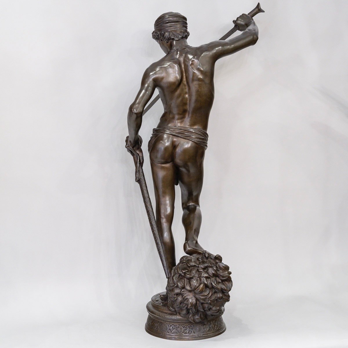 Sculpture - David Vanquisher Of Goliath , Marius - Jean - Antonin Mercié (1845-1916) - Bronze -photo-1