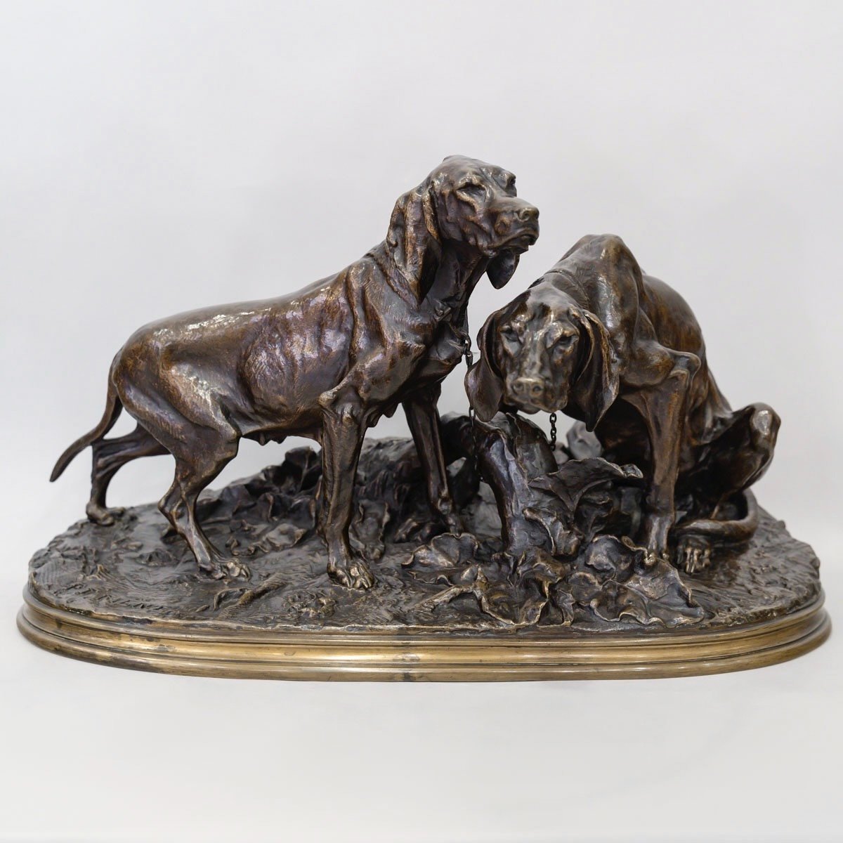 Bronze Group " Saintongeois Dogs At Rest " , Pierre - Jules Mêne (1810-1879)