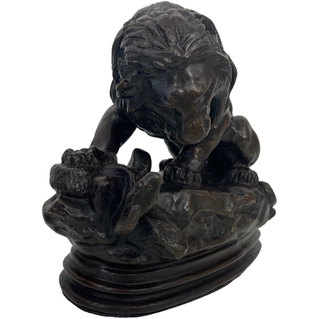 Sculpture - Lion With Snake N° 2 , Antoine - Louis Barye (1795 - 1875) - Bronze-photo-2