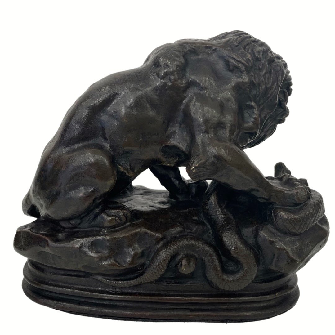 Sculpture - Lion With Snake N° 2 , Antoine - Louis Barye (1795 - 1875) - Bronze-photo-5