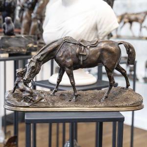 Bronze Group " Mare In The Stable Playing With A Dog ", Pierre - Jules Mêne (1810-1879)