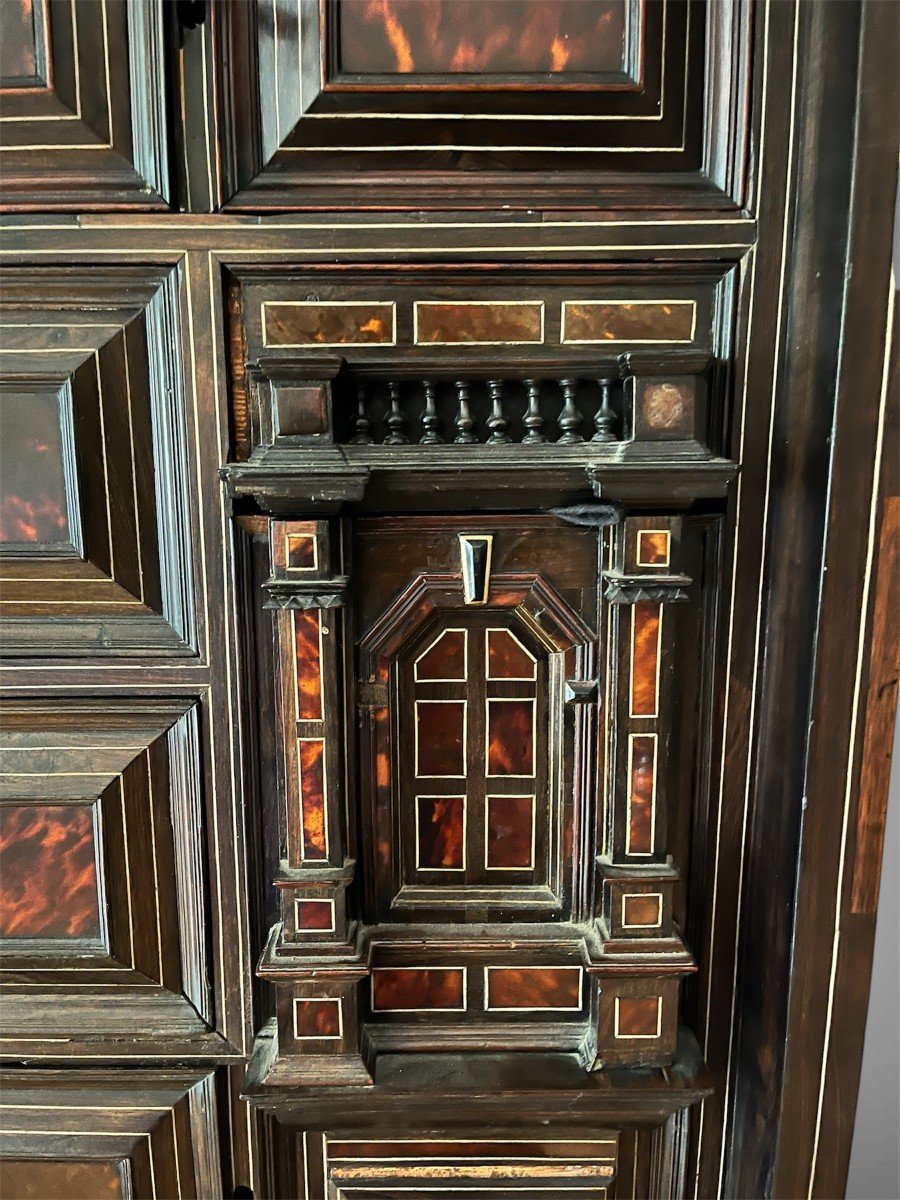 Antwerp Cabinet In Tortoiseshell -photo-4