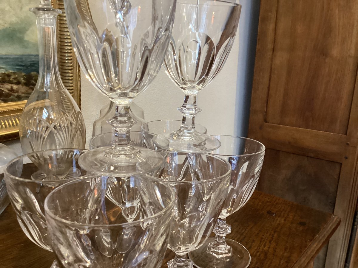 Set Of 8 Crystal Glasses Similar To Harcourt Glasses But With A Slight Difference -photo-2