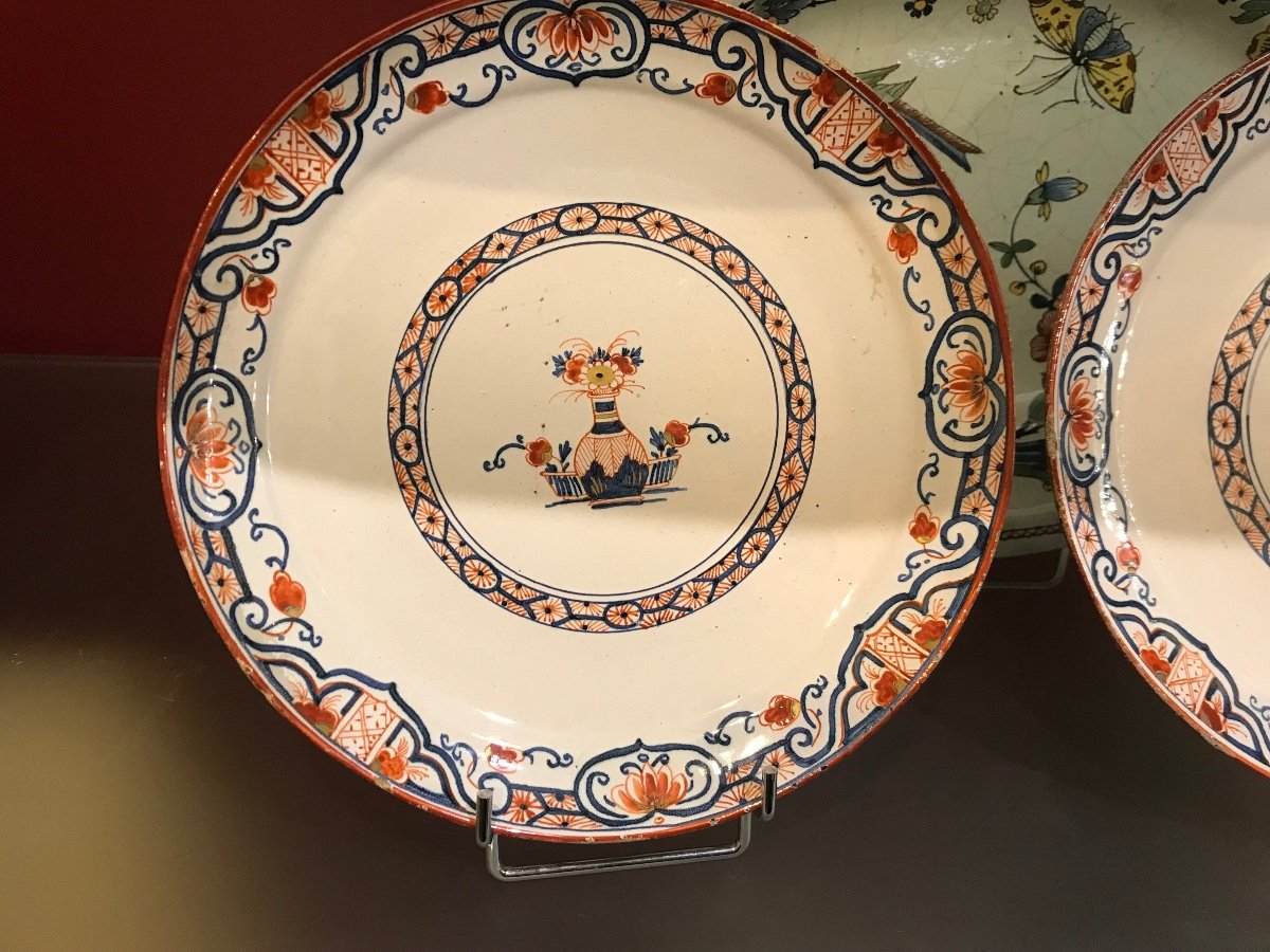 Pair Of 18th Century Delft Earthenware Plates-photo-6